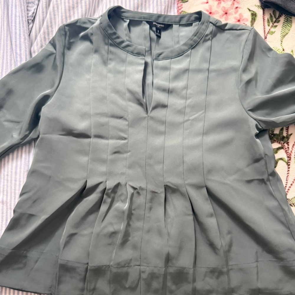 Banana Republic Pleated Sage Green Blouse